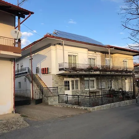 κοντα στα λουτρα ποζαρ και καϊμακτσαλαν * Keraséai